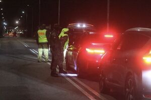 Польша в ночь на 25 сентября начала пропускать транспорт на свою территорию из Беларуси