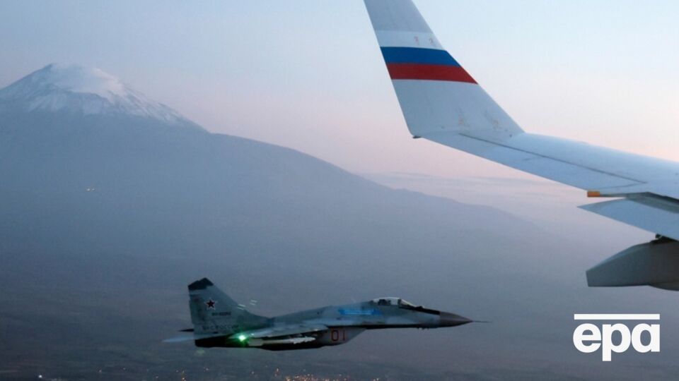 ГУР поразил два транспортных самолета РФ в оккупированном Крыму