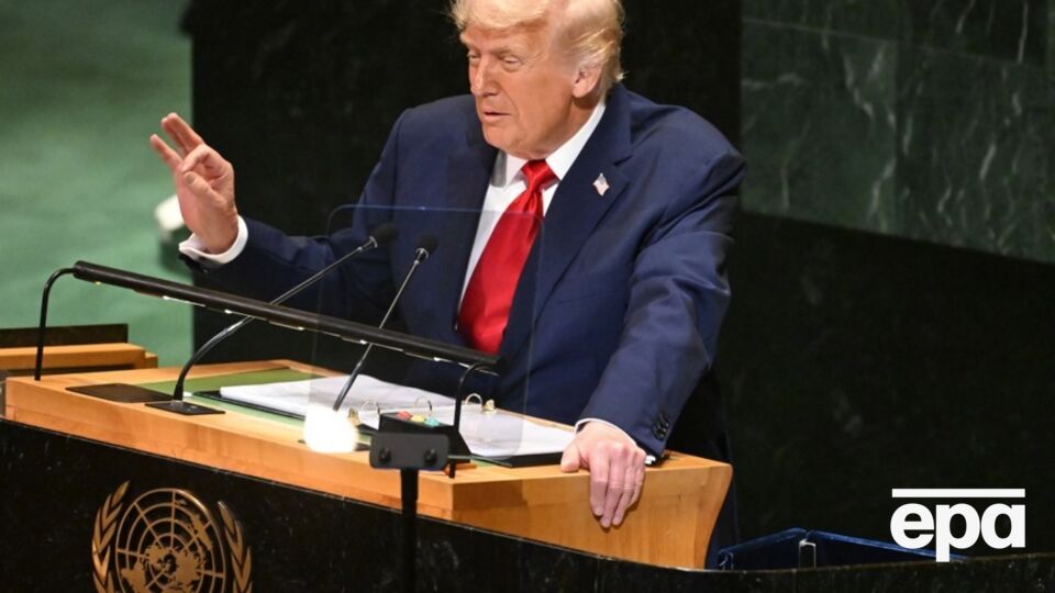 Високопосадовець Білого дому наголосив, що все, що робить Трамп, він робить "крізь призму питання: "Як ми можемо укласти угоду?"