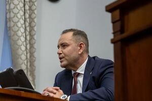 Навроцький не відкинув, що підпише новий закон про тимчасовий захист українців