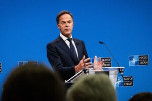Військові НАТО й пілоти винищувачів можуть зробити все потрібне для безпеки людей, запевнив Рютте