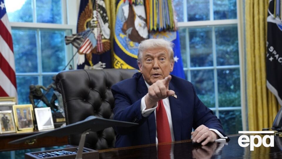 Трамп заявил, что россияне "бомбят все подряд и захватывают очень мало территории"