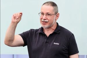 Наше наследие проросло сквозь бетон и обломки