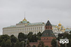 СВР: Российские власти вместо системной семейной политики и поддержки здравоохранения делают ставку на идеологические кампании