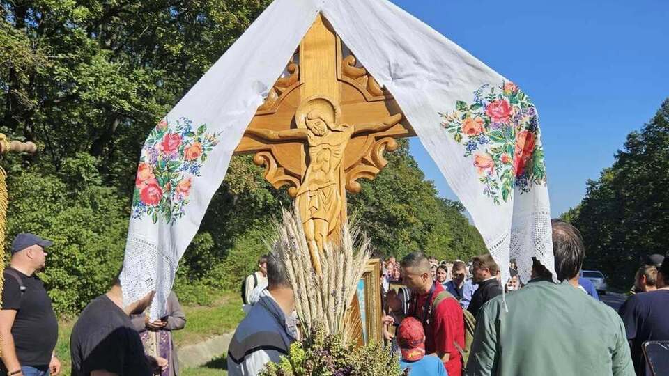 Медиа пишет, что за год приходы ПЦМ создали десятки Telegram-каналов