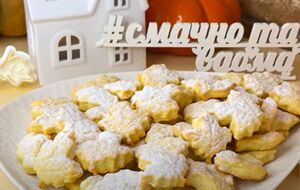 Выпекайте печенье 12 минут при 180 °C