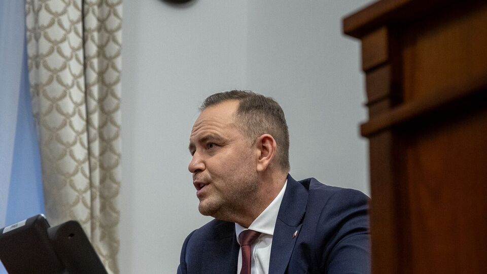 Закон, который подписал Навроцкий, продлевает легальность пребывания в Польше украинских беженцев до марта 2026 года
