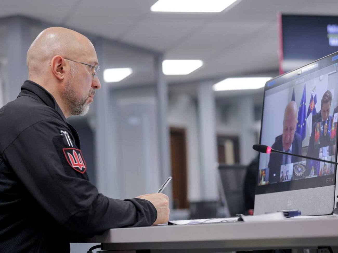 Шмигаль узяв участь у засіданні щодо створення "стіни дронів" на східному кордоні ЄС