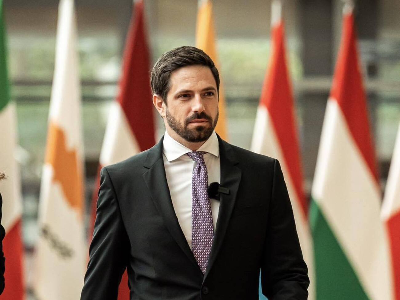 Мадьяр считает, что "мир нужен любой ценой"