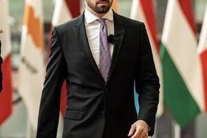 Мадяр вважає, що "мир потрібен за будь-яку ціну"