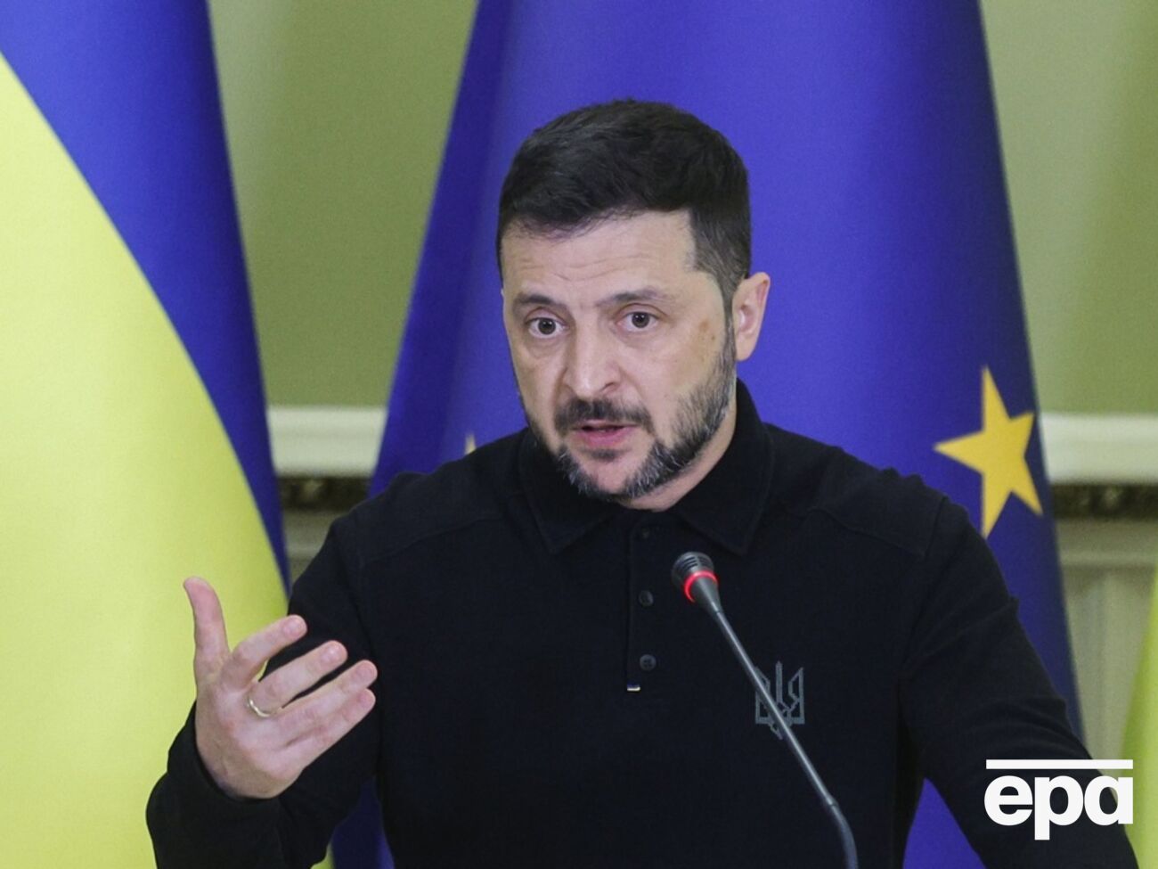 По словам украинского президента, у Украины есть свое дальнобойное оружие для ответов на атаки России