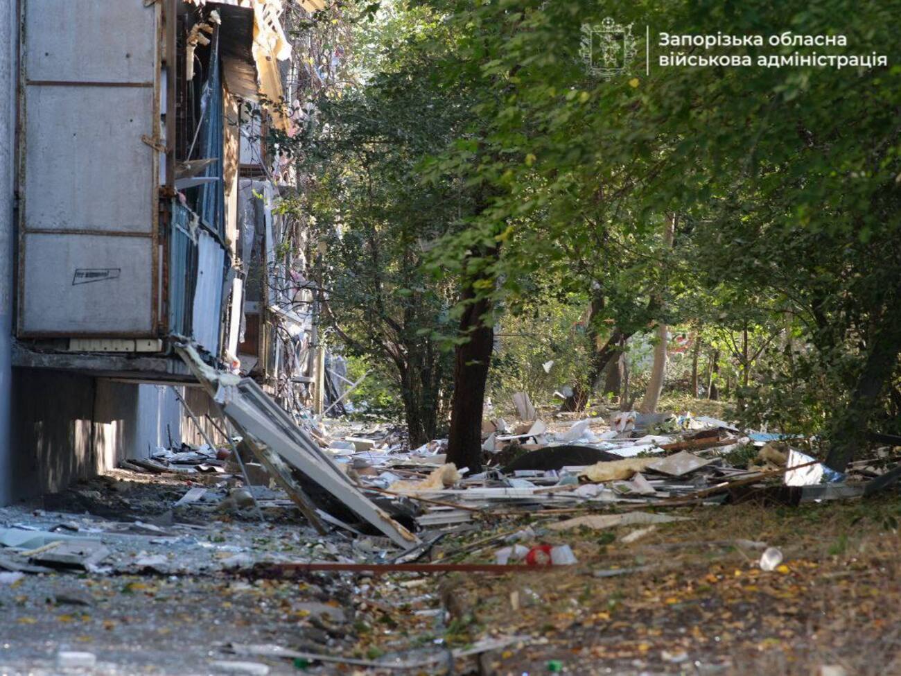 Три человека в тяжелом состоянии – с политравмой и взрывными ранениями, проинформировал Федоров