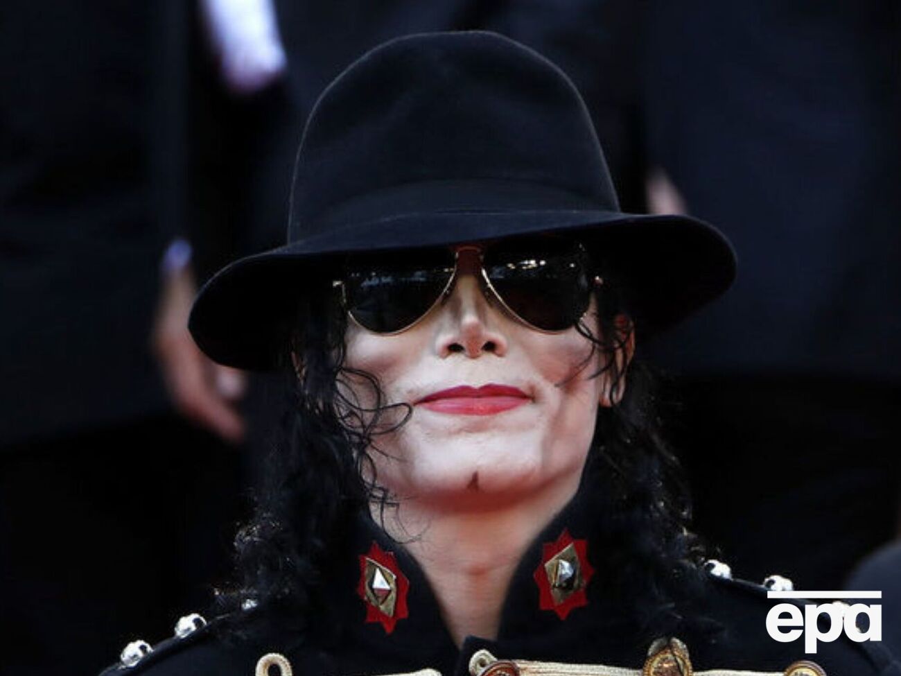 Джексон оставил наследство в размере $300 млн