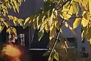 На закрытой военной базе российских оккупантов в Мелитополе раздался взрыв, сообщает ГУР