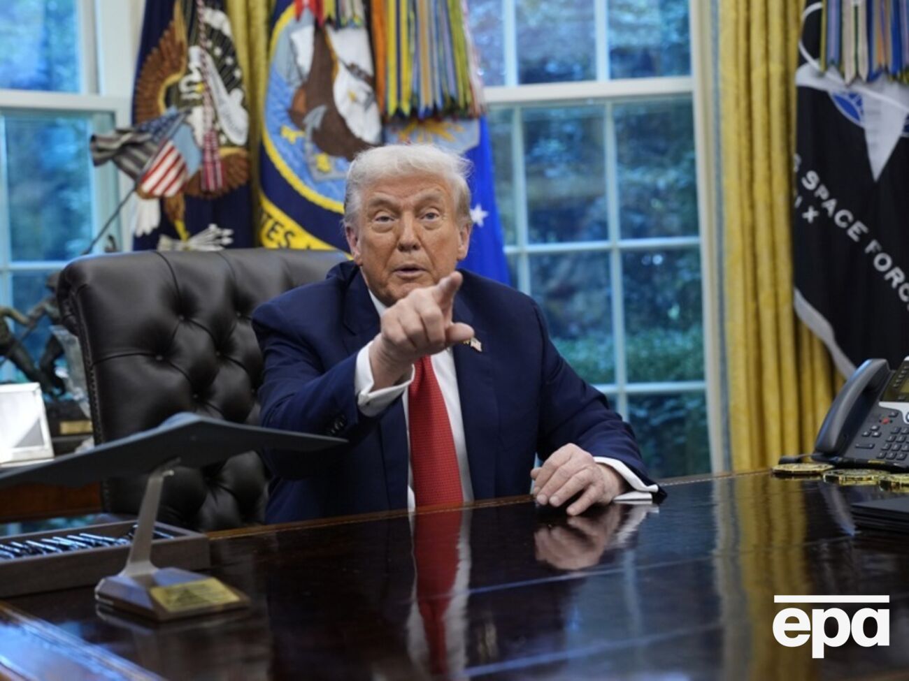 Трамп призовет военачальников "быть сильными и жесткими"