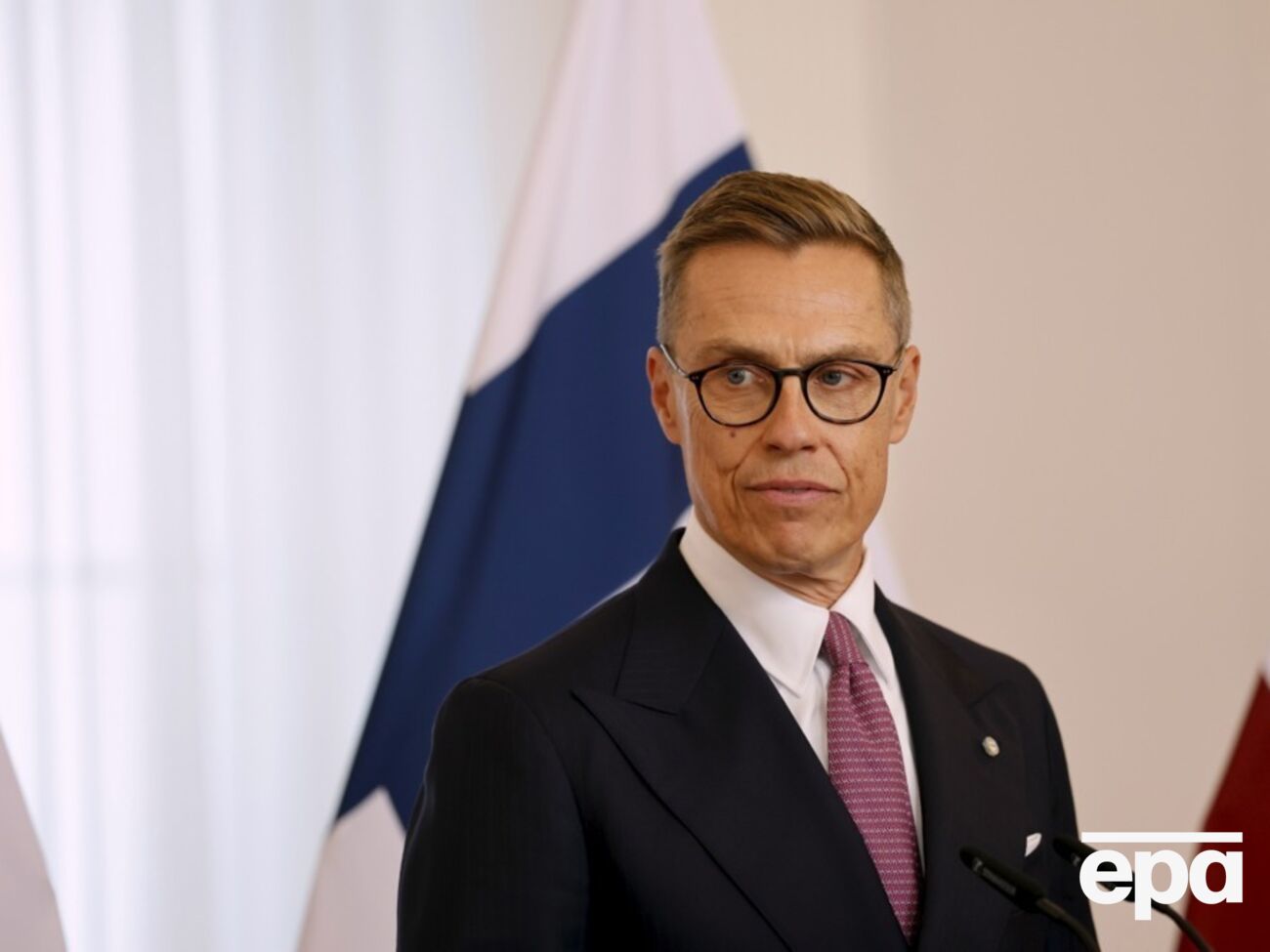 Стубб вважає, що Путін намагається вести проти Європи гібридну війну