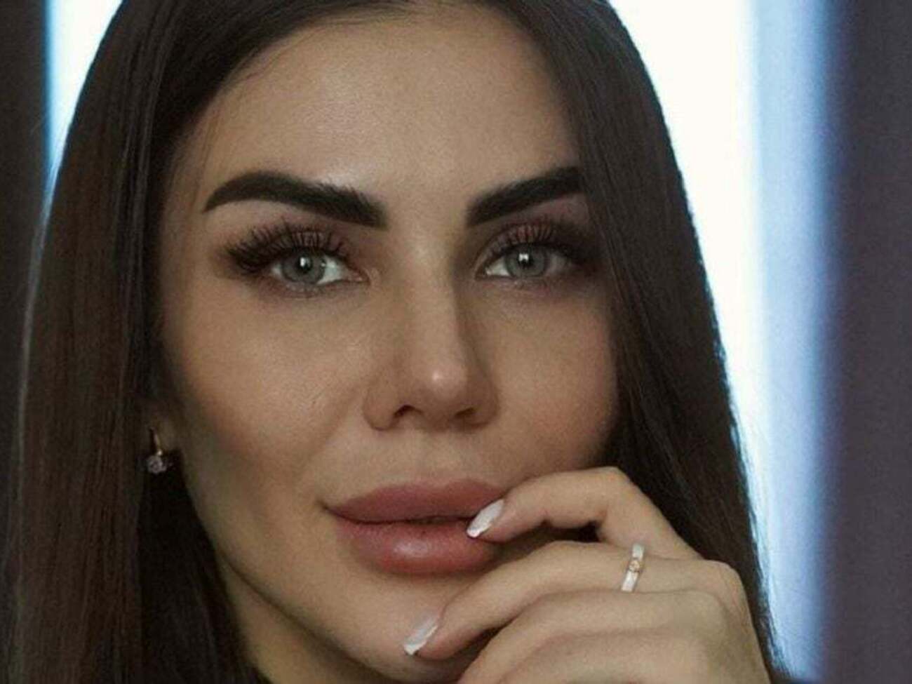 За даними слідства, підозрювана впродовж п'яти років отримувала на свої банківські рахунки кошти за рекламу, але не сплачувала податків