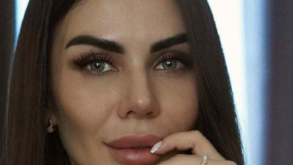 По данным следствия, подозреваемая в течение пяти лет получала на свои банковские счета средства за рекламу, но не платила налоги