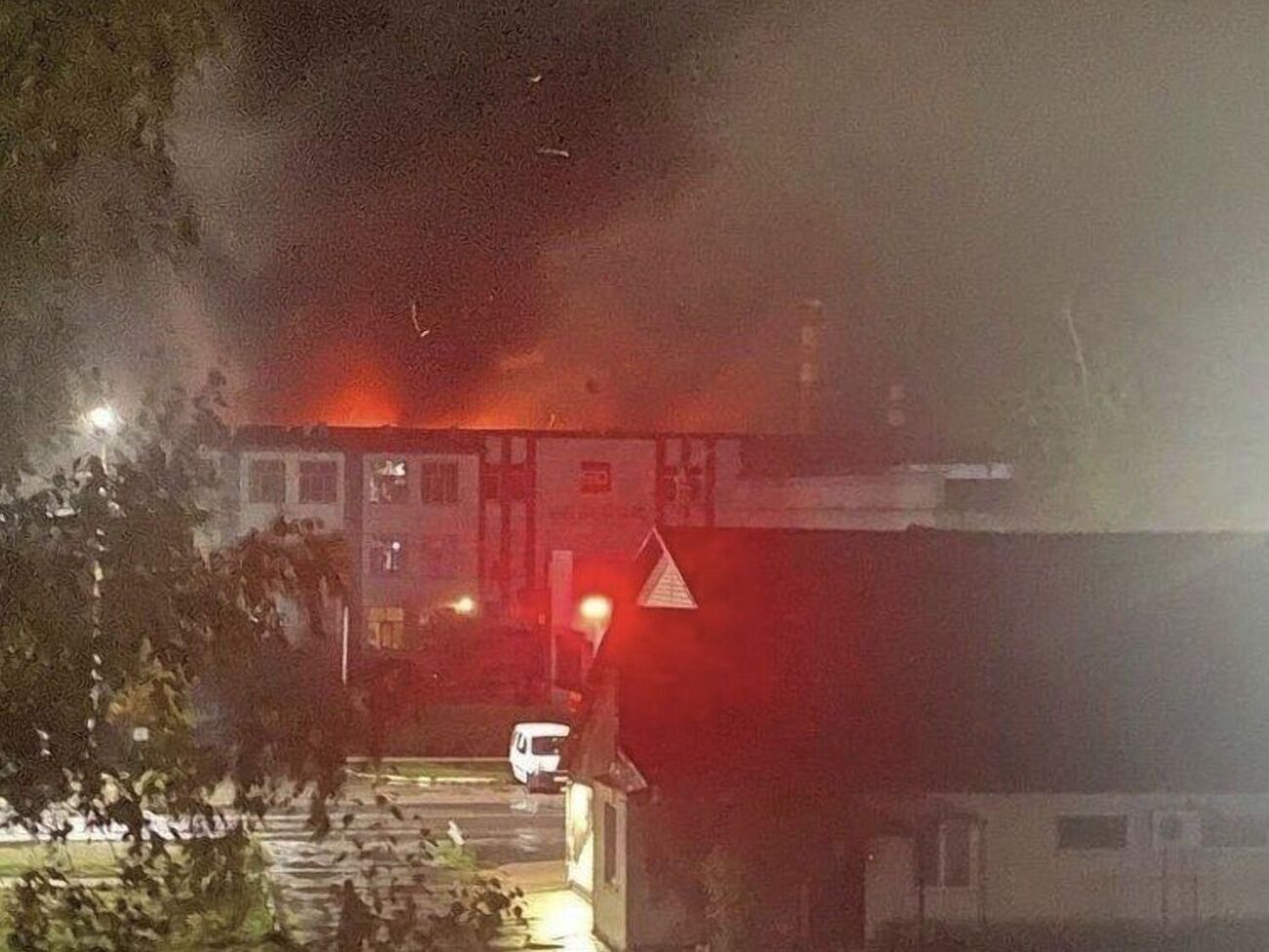 Уражений Карачевський завод "Электродеталь" виробляє різноманітні електричні з'єднувачі для військових і загальнопромислових застосувань