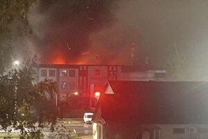 Пораженный "Карачевский завод "Электродеталь" производит различные электрические соединители для военных и общепромышленных применений