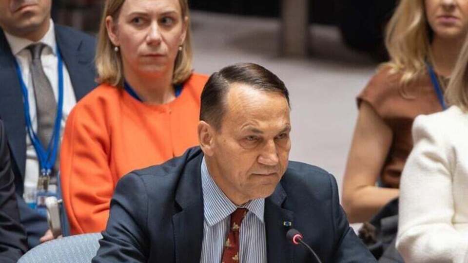 За словами Сікорського, Путін припинить війну проти України лише тоді, коли усвідомить, що не здатен її виграти