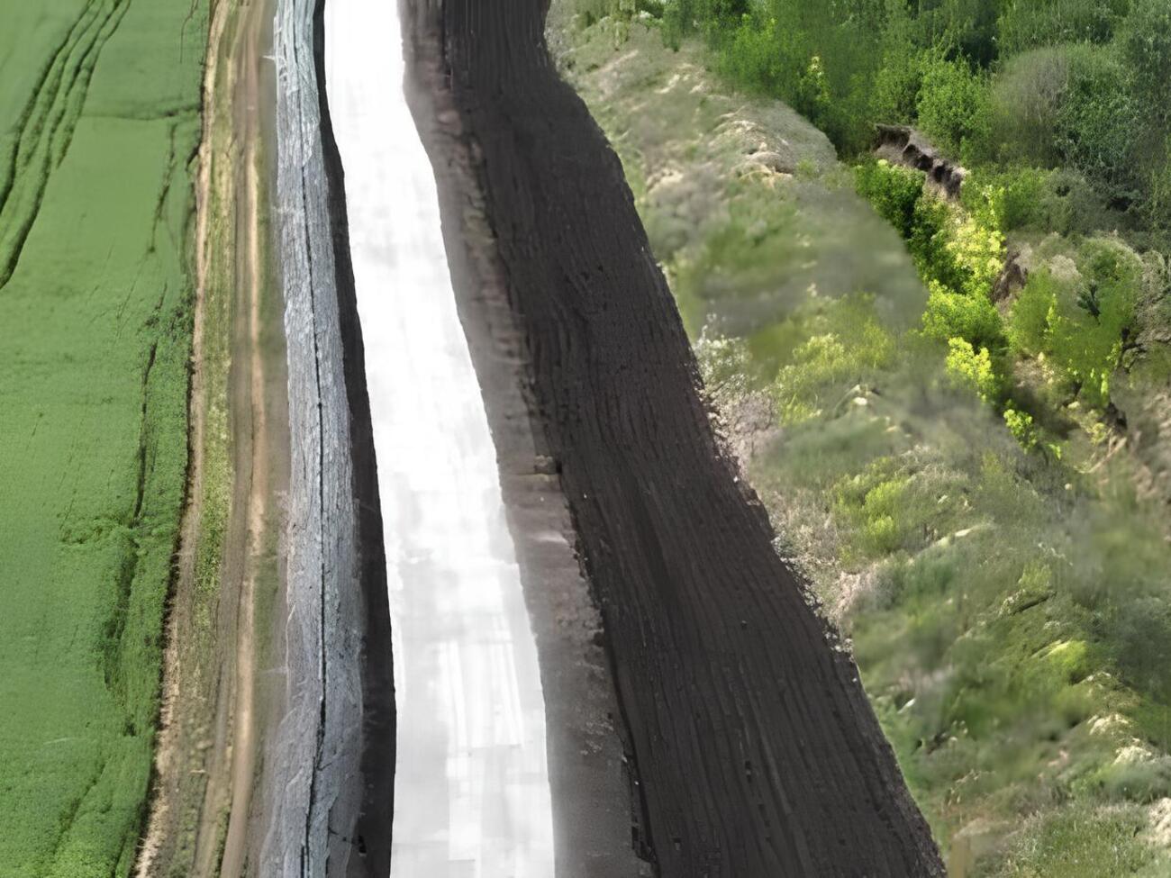 Следователи ДБР осмотрели место происшествия