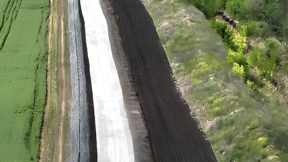 Cлідчі ДБР оглянули місце події