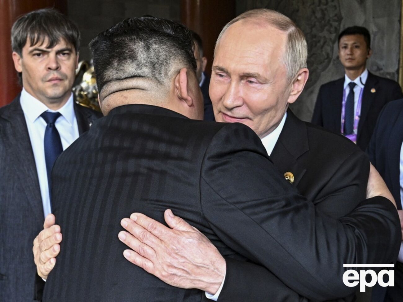 Кім Чен Ин уперше з 2019 року відвідав Китай. Там він зустрівся з Путіним