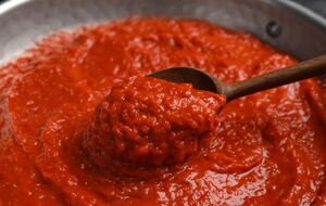 На 2 кг помідорів знадобиться 50 г солі