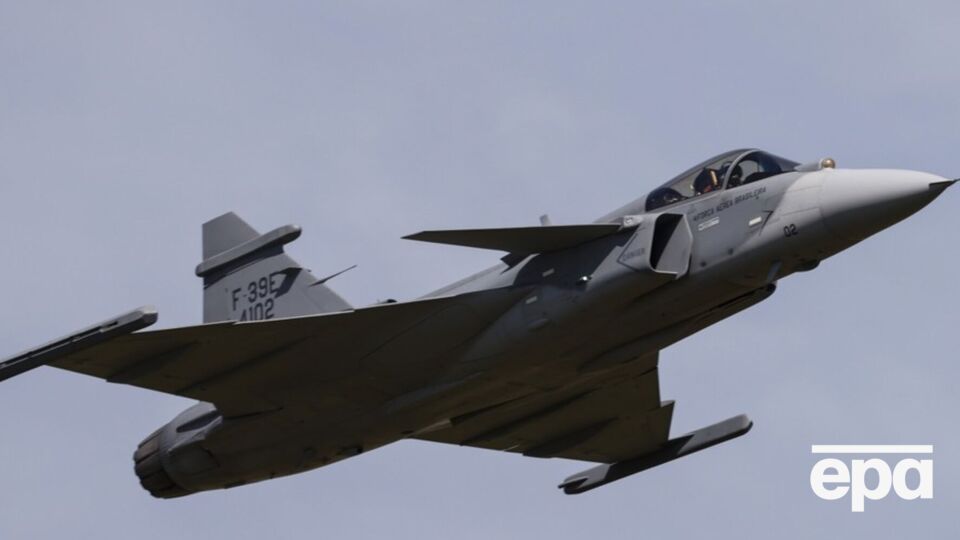 По словам главы минобороны Швеции, решение о продаже новой модели истребителей будет зависеть от окончания войны в Украине