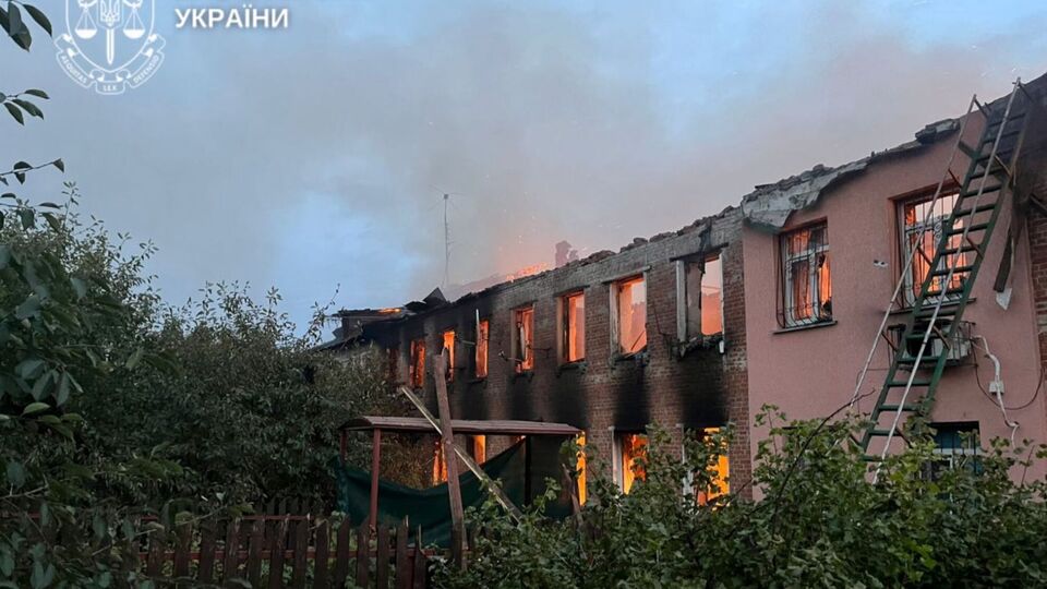 Унаслідок російської атаки загалом без житла залишилося 12 сімей