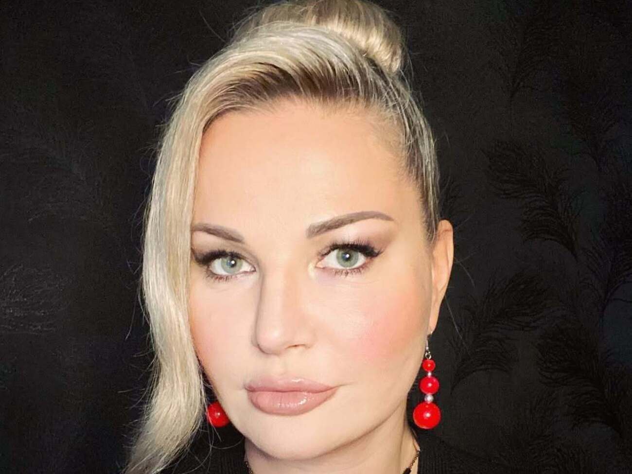 Прокурор просил назначить Максаковой наказание в виде пяти лет и двух месяцев лишения свободы