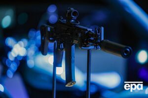 Оружие поступает через порты Сицилии, Калабрии, Греции и Египта