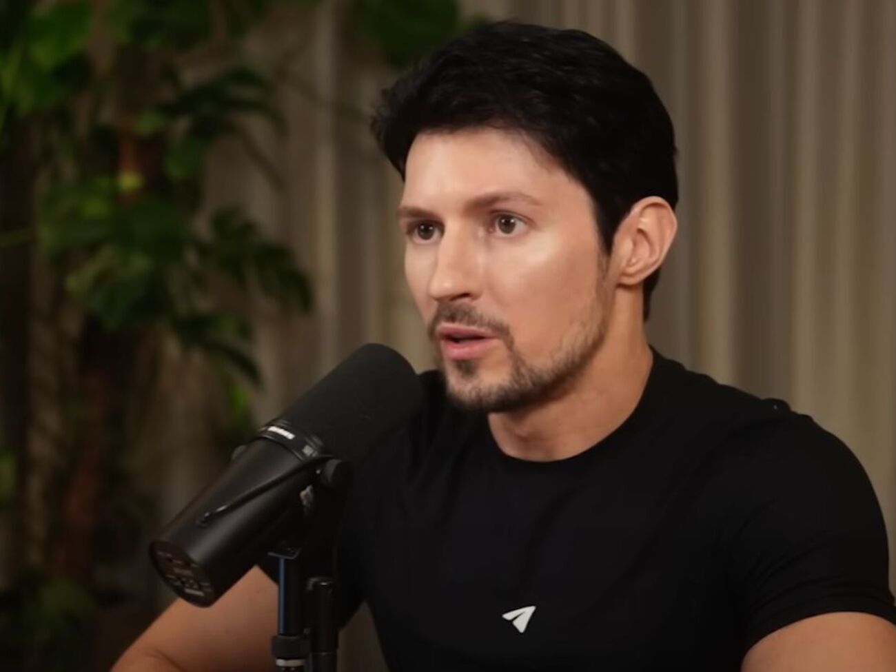 Дуров рассказал, как его пытались отравить