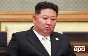 Працівники Північної Кореї ретельно витирали предмети, до яких торкався верховний лідер країни, ідеться у статті