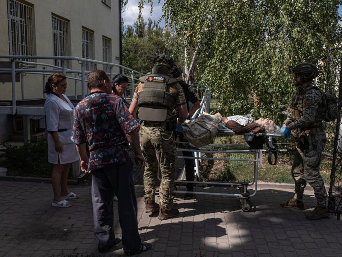 3 сентября из больницы выехали врачи и больные