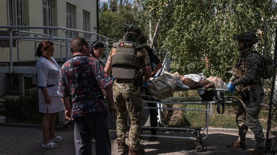 3 вересня з лікарні виїхали лікарі й хворі