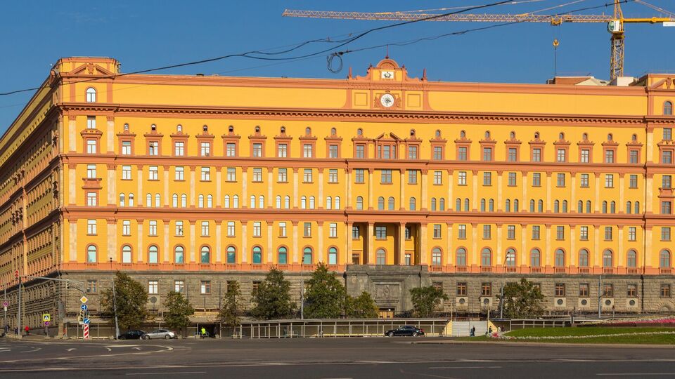 ФСБ будет контролировать только гражданские работы, отметили в СВР