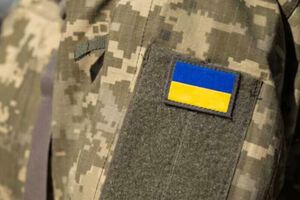 Військовий розстріляв поліцейських, а потім убив жінку та її матір, які стали свідками злочину, інформує ДБР