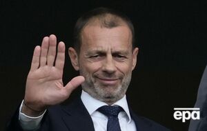 Чеферін назвав "політичною істерією" реакцію на бажання УЄФА повернути росіян віком до 17 років на міжнародні змагання. Сибіга каже, це вже втрата моральних орієнтирів