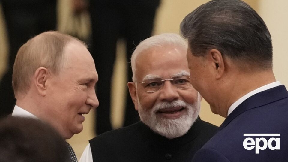 Трамп считает, что РФ и Индия отошли к Китаю