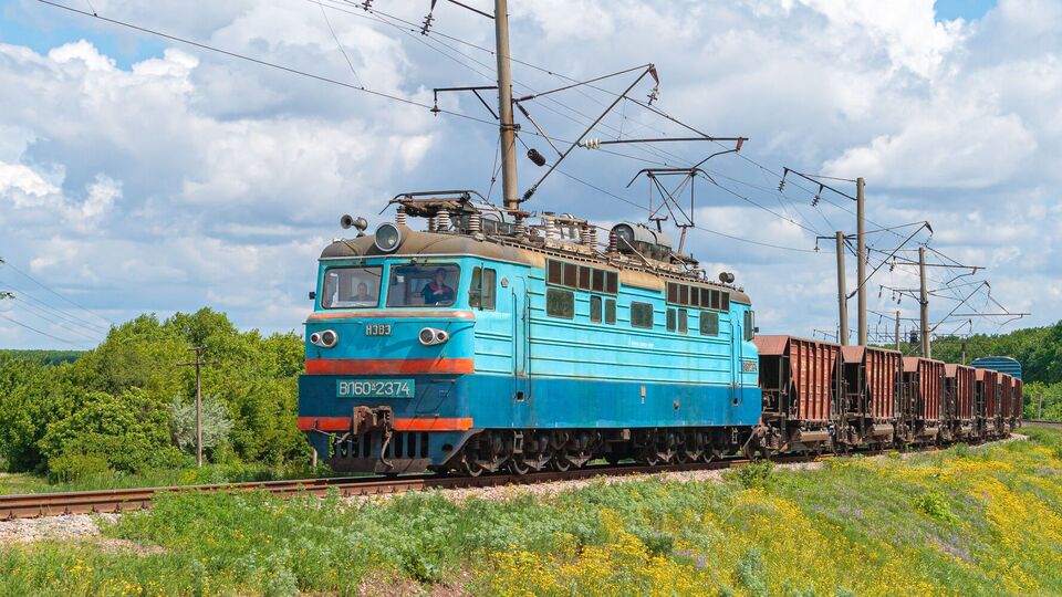 Закон предусматривает, что государство должно компенсировать ущерб от пассажирских перевозок, отметил Каленков