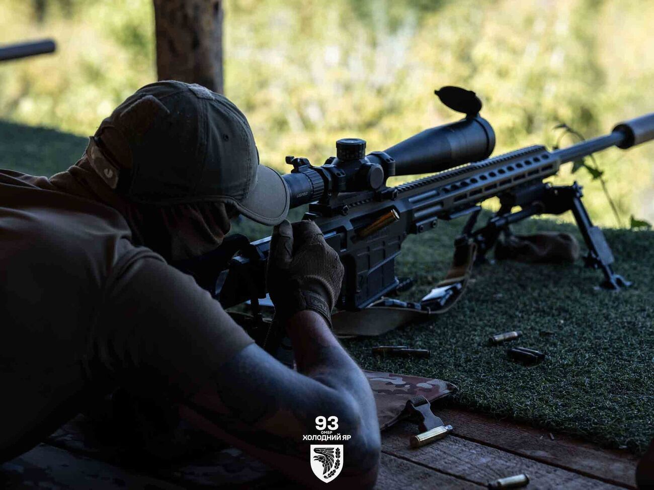 Нацгвардейцы локализовали оккупантов в здании в населенном пункте