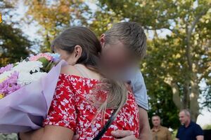 В результате спецоперации удалось эвакуировать морского пехотинца, трех бойцов НГУ и медработника больницы, рассказал Неижпапа