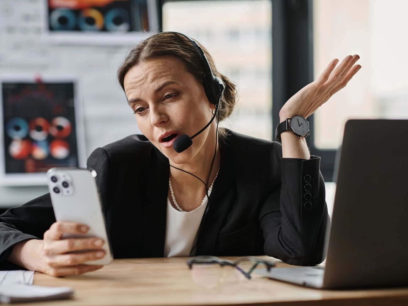 Эмоциональное выгорание – синдром, возникающий из-за хронического стресса в различных аспектах жизни