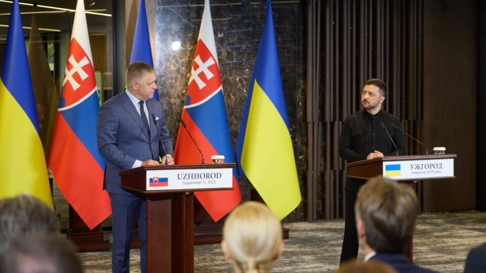 Україна відповідатиме на російські удари по її енергооб'єктах, заявив Зеленський на пресконференції з Фіцо