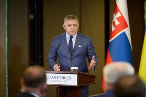 Фицо через три дня после переговоров с Путиным провел встречу с Зеленским