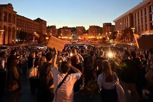 Организаторы акции требуют принять закон о военном омбудсмене и выступают против законопроектов №13260 и №13452