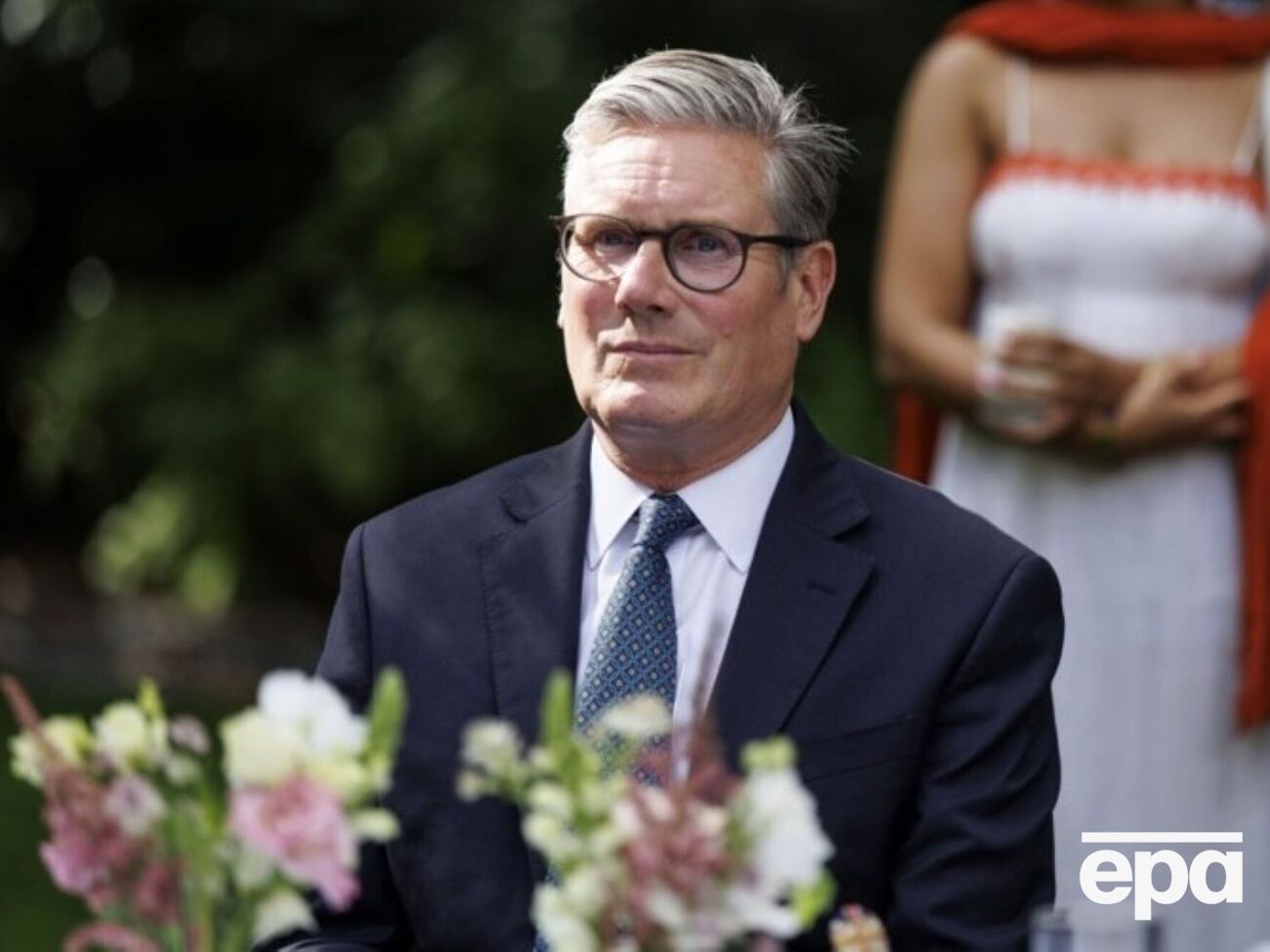 Телефон должен был включить "сексуальные звуки" во время дебатов Стармера и Баденок