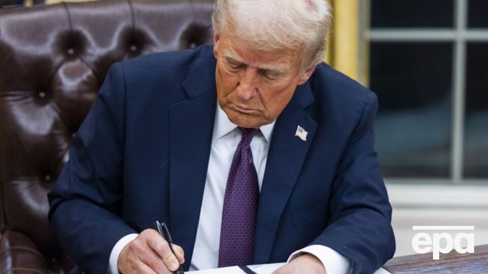 Трамп заявив, що США виграли Першу й Другу світові війни, а також "усе до того й між ними"